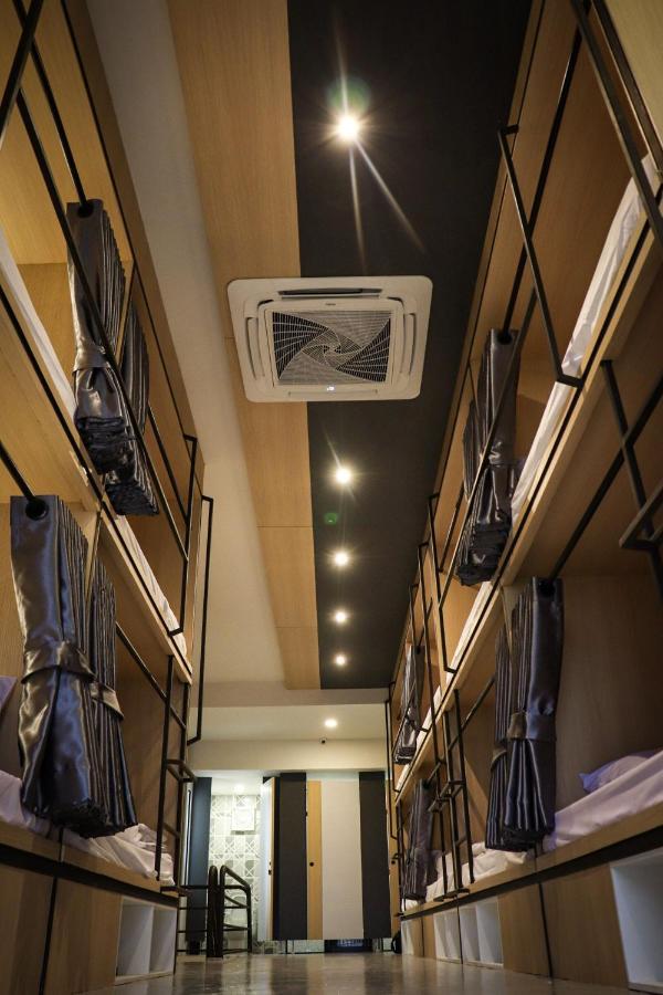 W2 Hostel Čiang Mai Exteriér fotografie